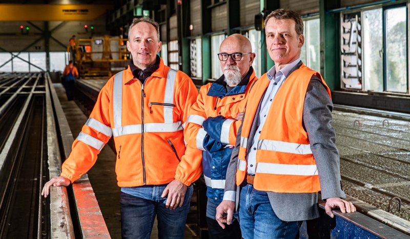 WARMTE FABRIEKSHAL AFVOEREN